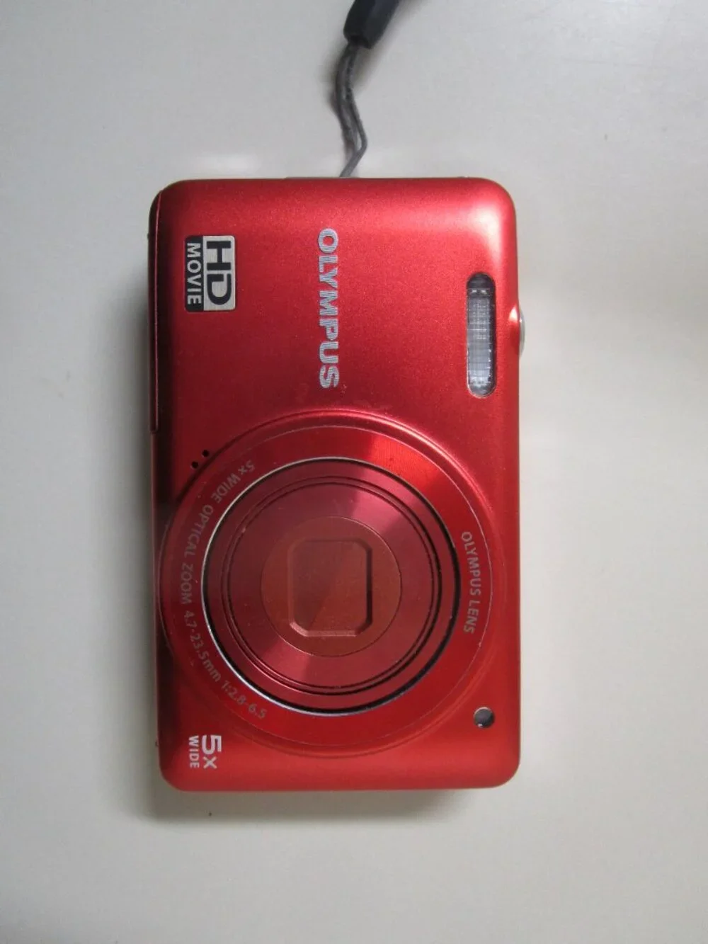 Olympus VG-160 Red sleek slim Digital Camera (Parts/Repair)
